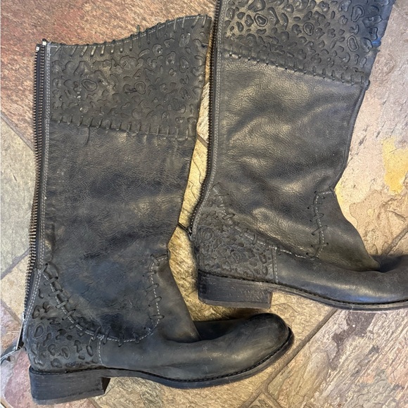 Corral boots. Size 10 - Picture 1 of 5
